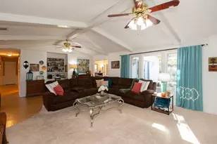 904 Clifford St, Athens, TX 75751 - Photo 2