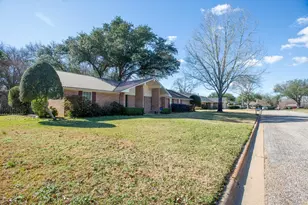 904 Clifford St, Athens, TX 75751 - Photo 20