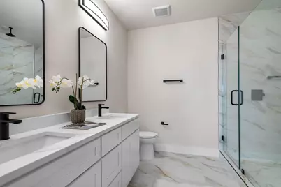 2340 Alsiddiq Drive, Irving, TX 75062 - Photo 26