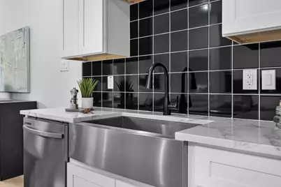 2340 Alsiddiq Drive, Irving, TX 75062 - Photo 8