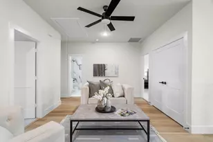 2340 Alsiddiq Dr, Irving, TX 75062 - Photo 18