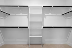 2340 Alsiddiq Dr, Irving, TX 75062 - Photo 28