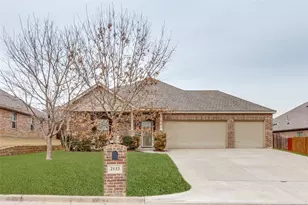 2133 Lorrie Ln, Weatherford, TX 76087 - Photo 4