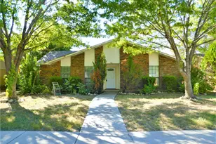 421 Shadowcrest Ln, Coppell, TX 75019 - Photo 2