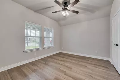 808 Hardaway Drive, Greenville, TX 75402 - Photo 14