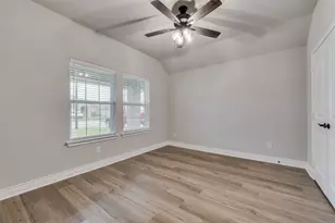 808 Hardaway Dr, Greenville, TX 75402 - Photo 14