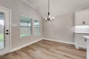 808 Hardaway Dr, Greenville, TX 75402 - Photo 8