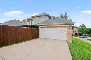 1930 Wind Lake Cir, Garland, TX 75040 - Photo 18