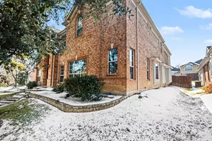 1930 Wind Lake Cir, Garland, TX 75040 - Photo 2