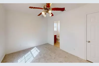 8133 Elvis Court, Fort Worth, TX 76134 - Photo 12