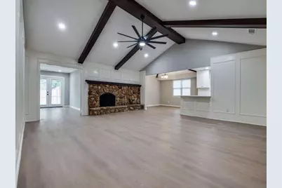 1044 Peach Lane, DeSoto, TX 75115 - Photo 4