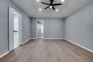 1044 Peach Ln, DeSoto, TX 75115 - Photo 12