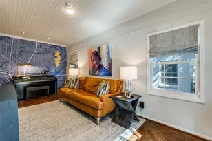 7031 Lakeshore Dr, Dallas, TX 75214 - Photo 10