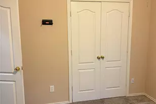 6113 Cliffbrook Dr, North Richland Hills, TX 76180 - Photo 26