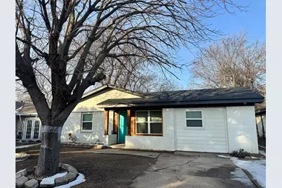 413 SW 14th Street, Grand Prairie, TX 75051 - Photo 2