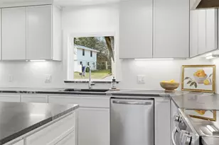 2225 Hermanson Dr, Waco, TX 76710 - Photo 12