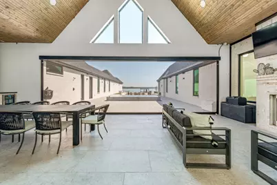 1804 Laguna Bay S, Pelican Bay, TX 76020 - Photo 20