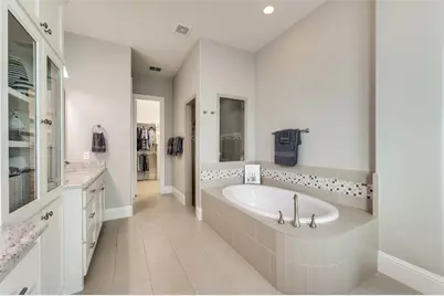 628 Creekway Drive, Irving, TX 75039 - Photo 24