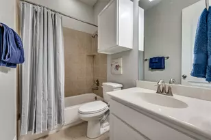 628 Creekway Dr, Irving, TX 75039 - Photo 30