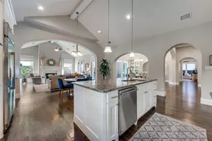 628 Creekway Dr, Irving, TX 75039 - Photo 16