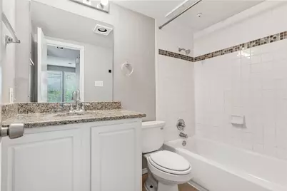 2002 N Fitzhugh Avenue #2, Dallas, TX 75204 - Photo 16