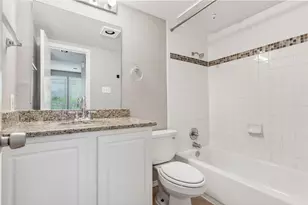 2002 N Fitzhugh Ave, Dallas, TX 75204 - Photo 16