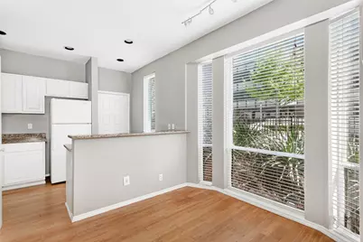 2002 N Fitzhugh Avenue #2, Dallas, TX 75204 - Photo 1