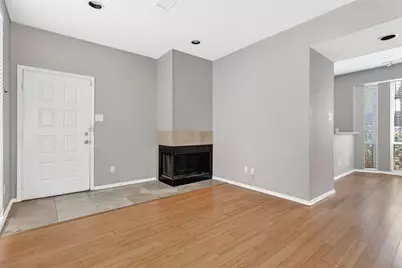 2002 N Fitzhugh Avenue #2, Dallas, TX 75204 - Photo 12
