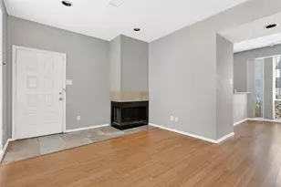 2002 N Fitzhugh Ave, Dallas, TX 75204 - Photo 12