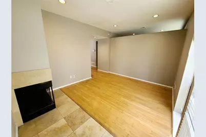 2002 N Fitzhugh Avenue #2, Dallas, TX 75204 - Photo 2