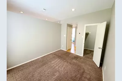 2002 N Fitzhugh Avenue #2, Dallas, TX 75204 - Photo 12