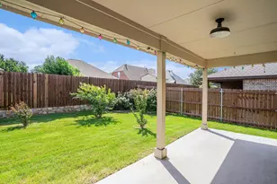 704 Christopher Dr, Cleburne, TX 76033 - Photo 24