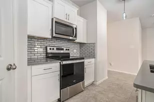 704 Christopher Dr, Cleburne, TX 76033 - Photo 10