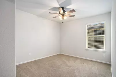 704 Christopher Drive, Cleburne, TX 76033 - Photo 16