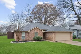 115 Hill Ln, Red Oak, TX 75154 - Photo 1