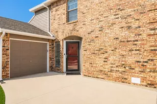 3136 Harbinger Ln, Dallas, TX 75287 - Photo 2