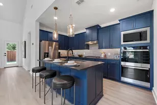 9301 Shadow Trl, Little Elm, TX 76227 - Photo 4