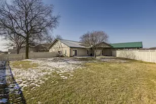 438 Edna Rd, Waxahachie, TX 75165 - Photo 20