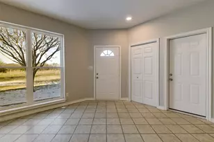 438 Edna Rd, Waxahachie, TX 75165 - Photo 4