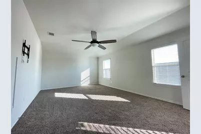 1331 Meadow Creek Drive, Princeton, TX 75407 - Photo 16