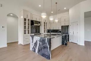 208 N Mountain Ridge, Cresson, TX 76035 - Photo 12