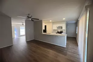 117 Yorkshire Dr, Cedar Hill, TX 75104 - Photo 4