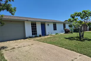 117 Yorkshire Dr, Cedar Hill, TX 75104 - Photo 2