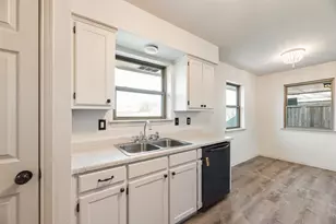 605 Cates Dr, Kaufman, TX 75142 - Photo 14