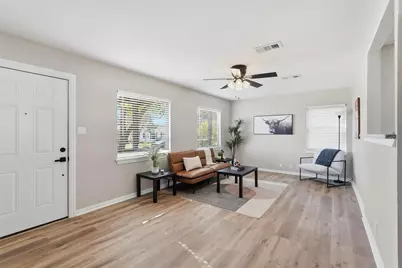 3307 Dawes Drive, Dallas, TX 75211 - Photo 4