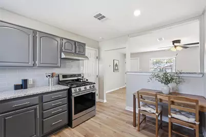 3307 Dawes Drive, Dallas, TX 75211 - Photo 6