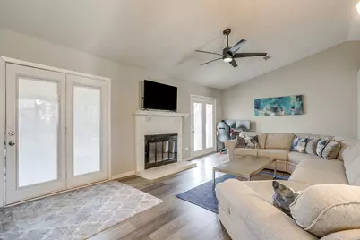 7312 Strawberry Way, Fort Worth, TX 76137 - Photo 6