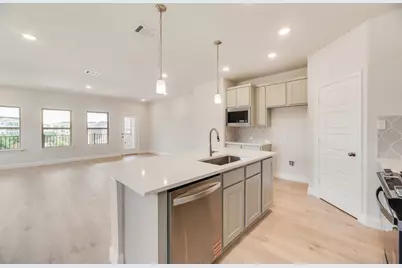 8334 Bayside Drive, Rowlett, TX 75088 - Photo 10