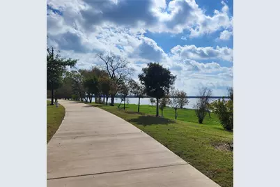 8334 Bayside Drive, Rowlett, TX 75088 - Photo 6