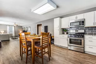 758 E Jefferson St, Van Alstyne, TX 75495 - Photo 4